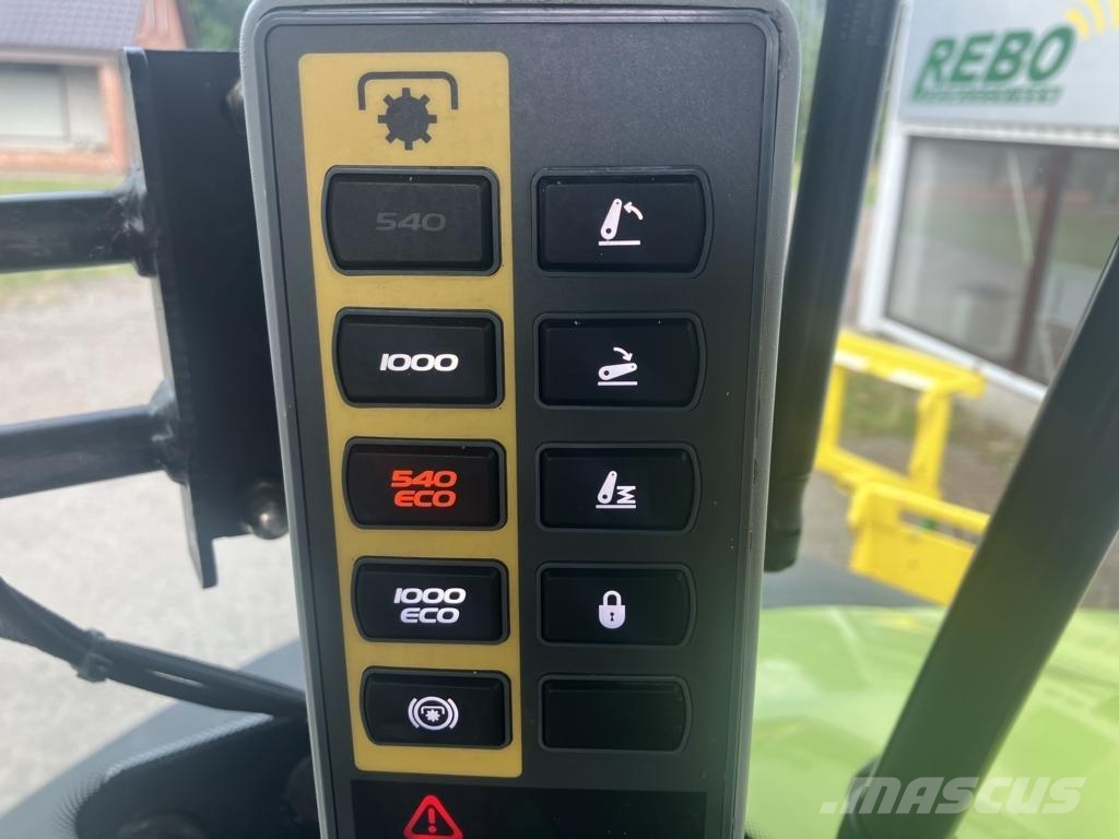 CLAAS AXION 830 CMATIC 트랙터