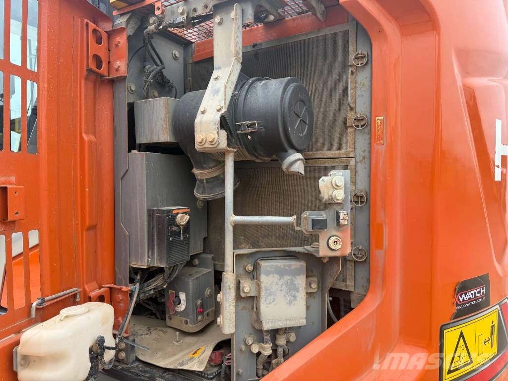 Hitachi ZX 135 US-7 Raupenbagger