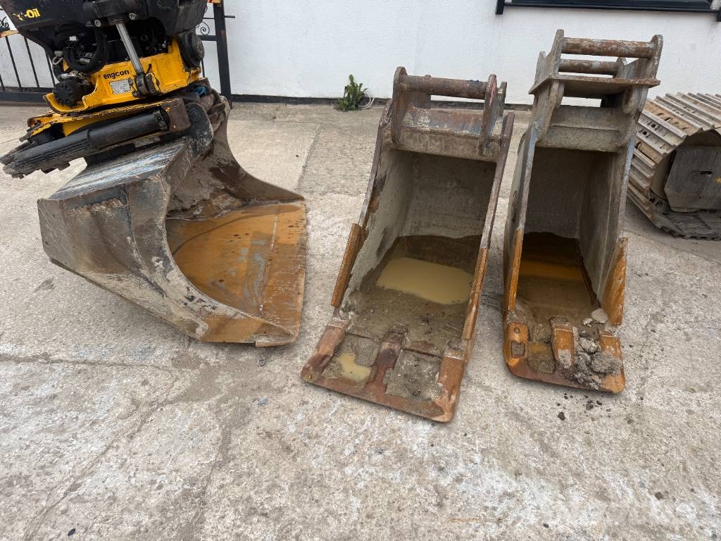 Hitachi ZX 135 US-7 Raupenbagger