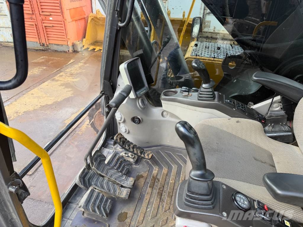 Volvo EC 300 D L Telakaivukoneet