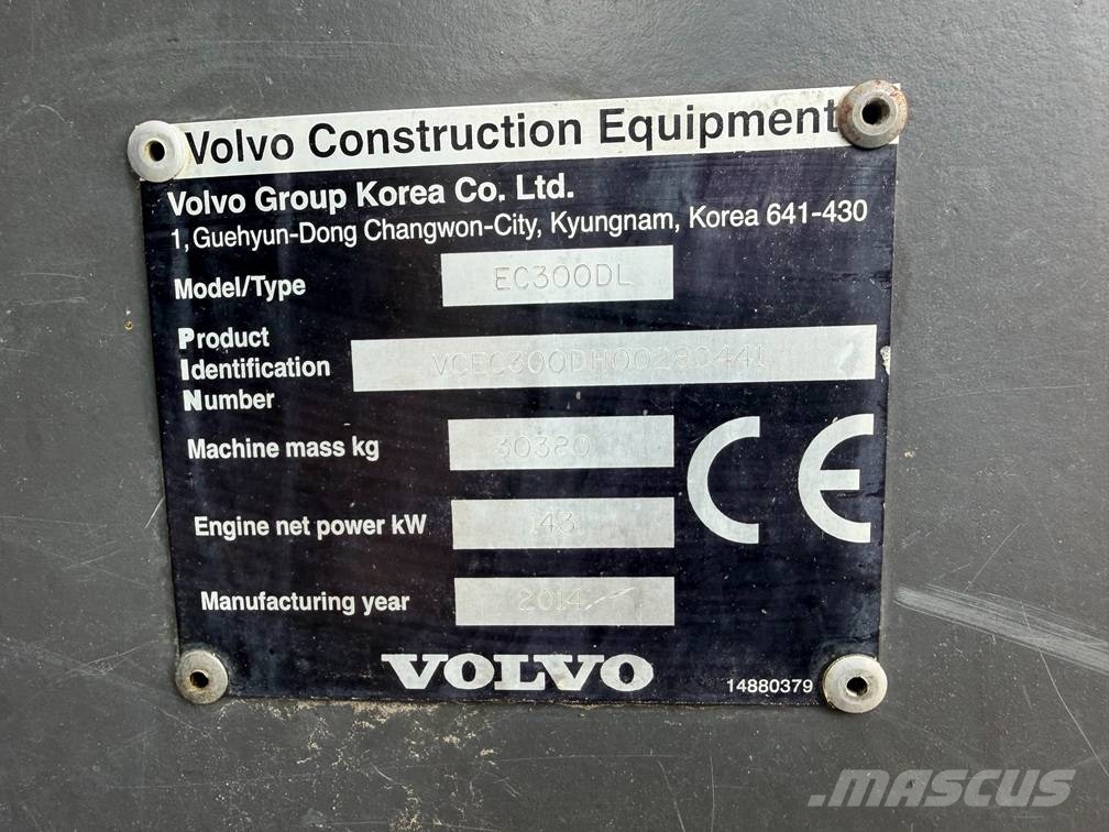 Volvo EC 300 D L Telakaivukoneet