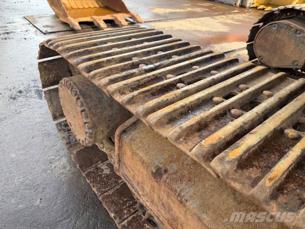 Volvo EC 300 D L Telakaivukoneet