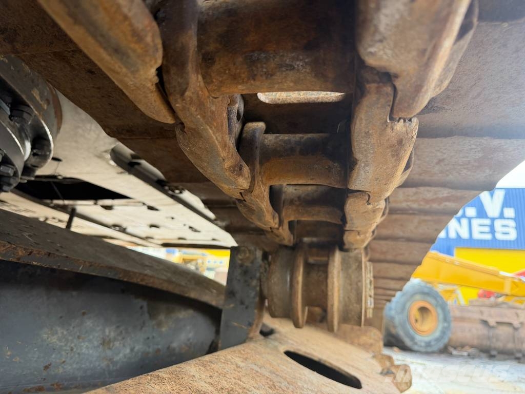 Volvo EC 300 D L Telakaivukoneet