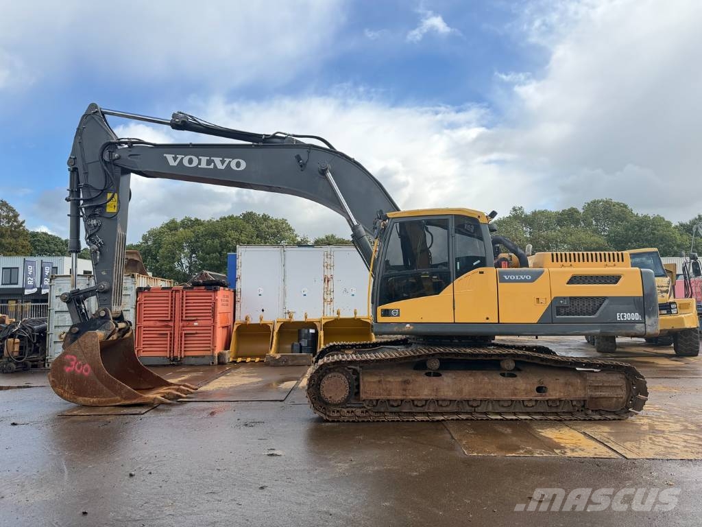 Volvo EC 300 D L Telakaivukoneet
