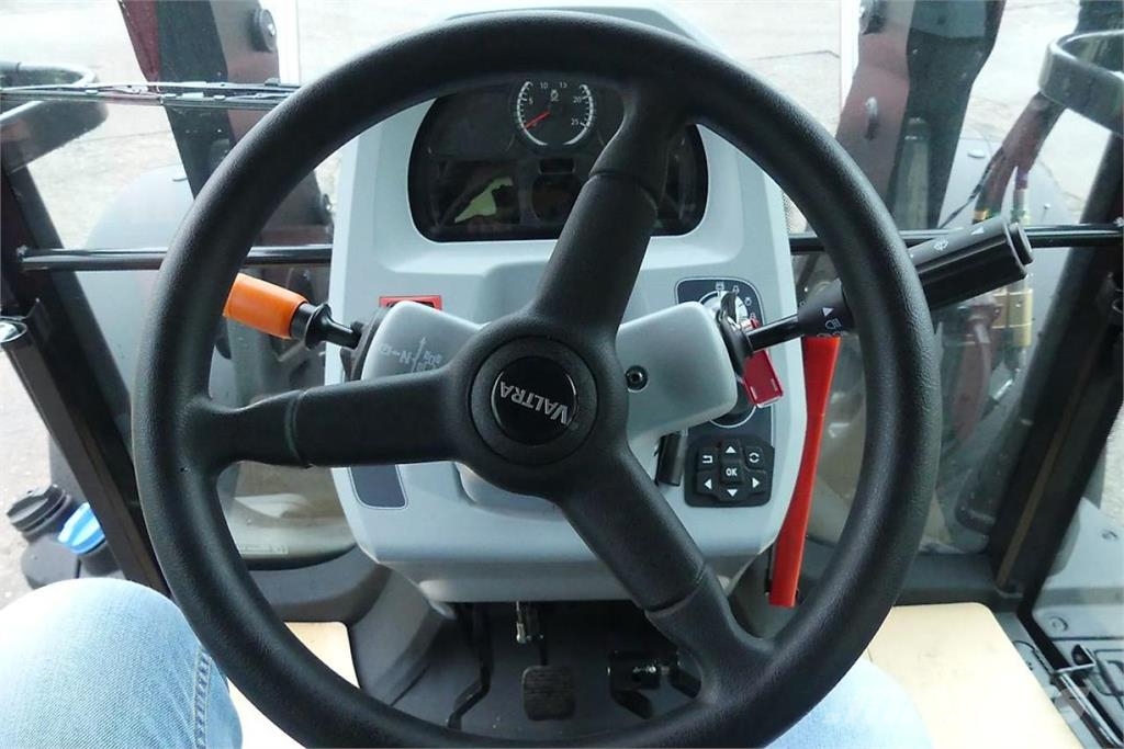 Valtra G 105 H Tratores