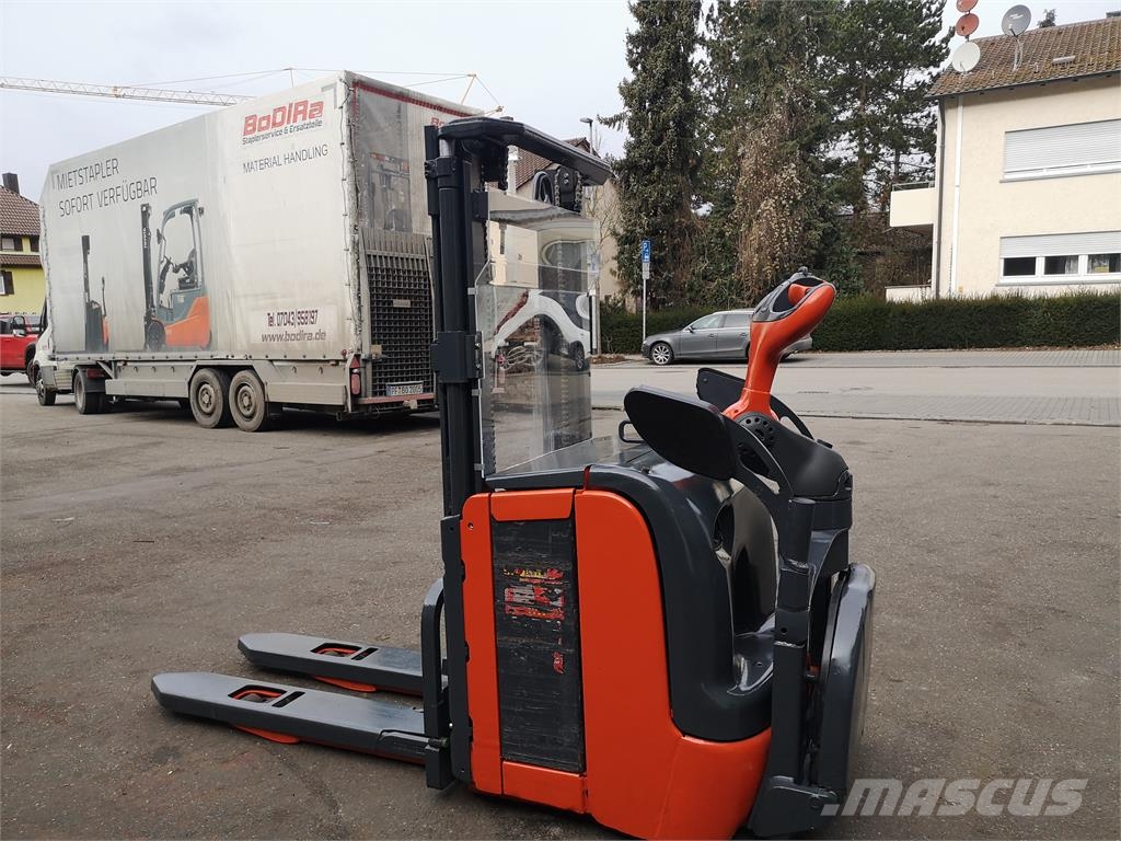 Linde L16 AP Samojezdne maszyny do załadunku