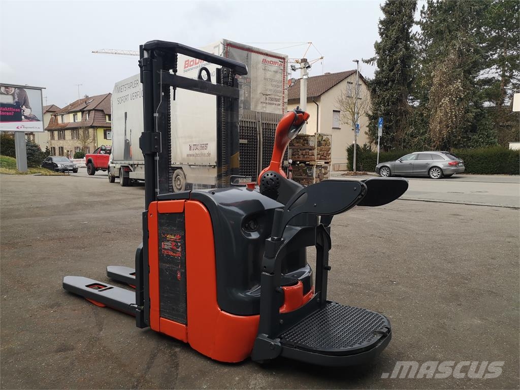 Linde L16 AP Ηλεκτρικά παλετοφόρα με ιστό