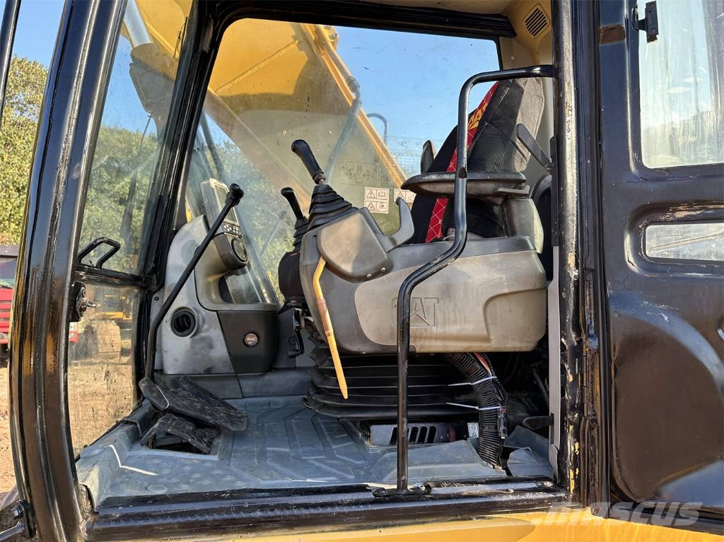 CAT 320D Bagri goseničarji
