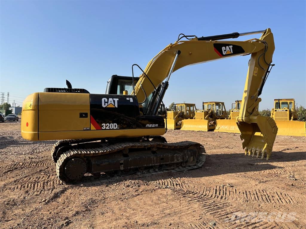 CAT 320D Bagri goseničarji