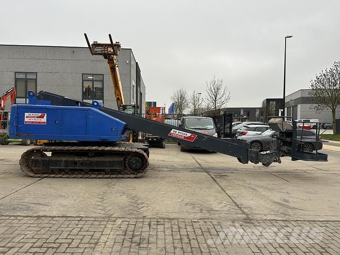 Aichi SR18A Telescopic boom lifts