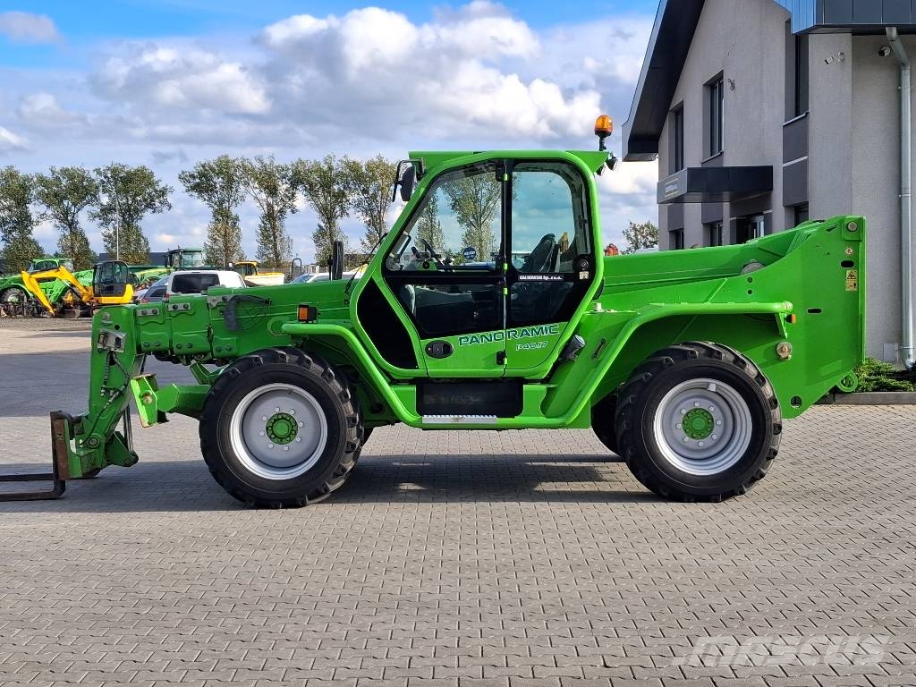 Merlo P 40.17 Teleskopické manipulátory