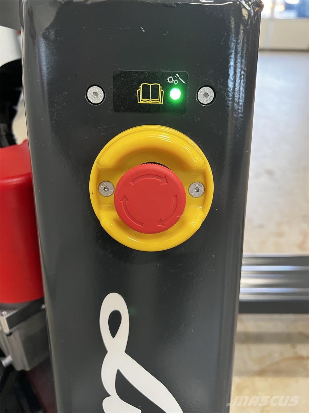 Linde MT15C Käyden ajettavat pinoamistrukit