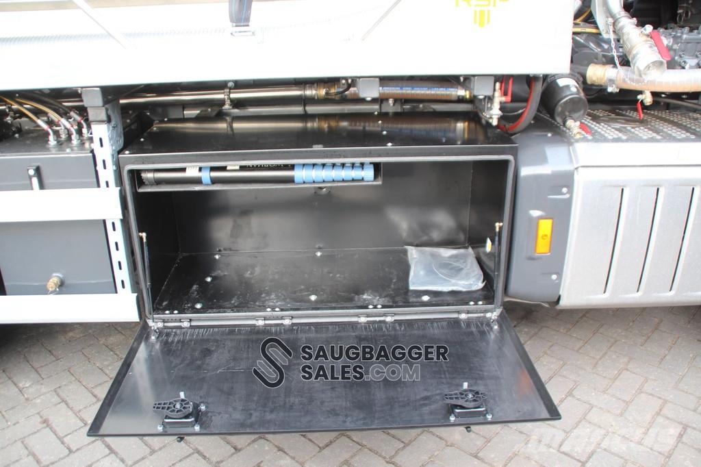Mercedes-Benz Actros RSP P SERIES - Suctioning and Cleaning vacu Vaakumautod