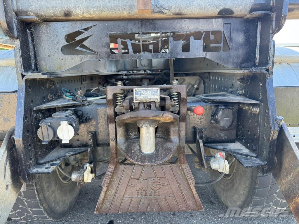 Iveco Trakker 410 6x4 Kipper Sora- ja kippiautot