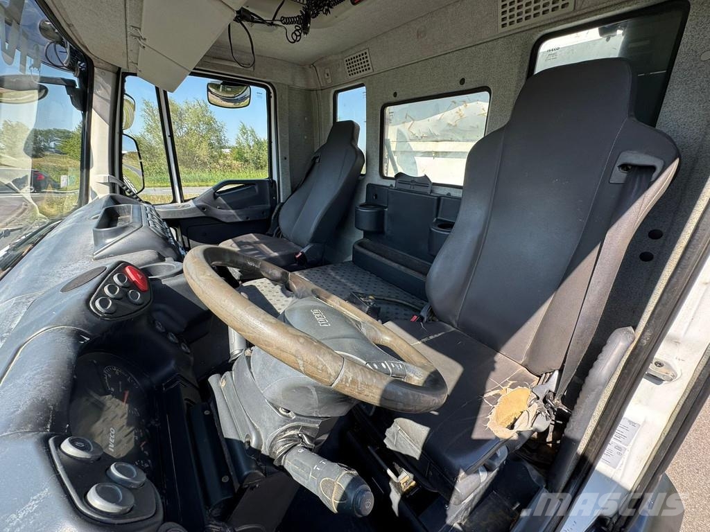 Iveco Trakker 410 6x4 Kipper Sora- ja kippiautot