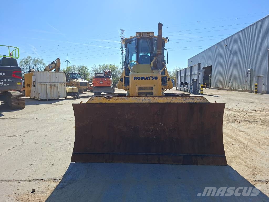 Komatsu D61PXi-24 Bulldozer