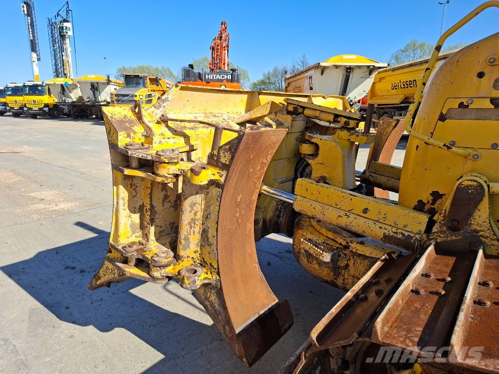 Komatsu D61PXi-24 Bulldozer