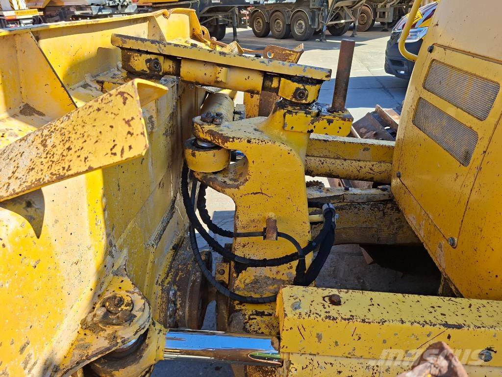 Komatsu D61PXi-24 Bulldozer