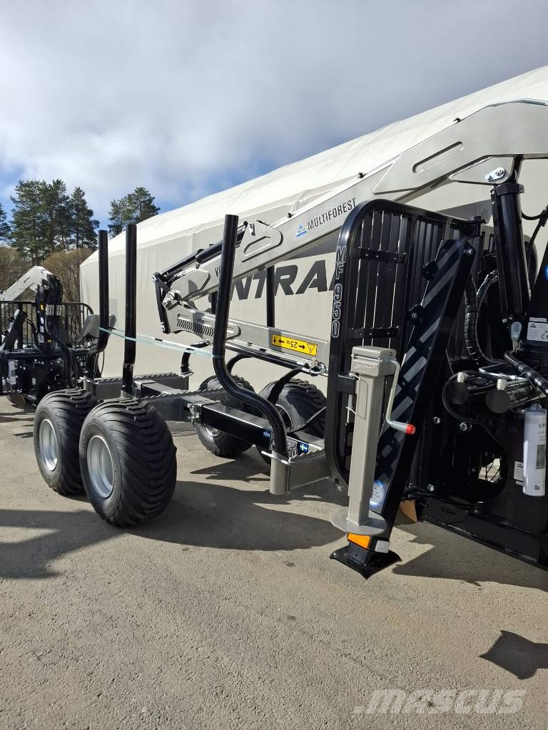 Multiforest Trejon MF950 ja V6500 9kg venttiilipöydällä Bosbouwaanhangers