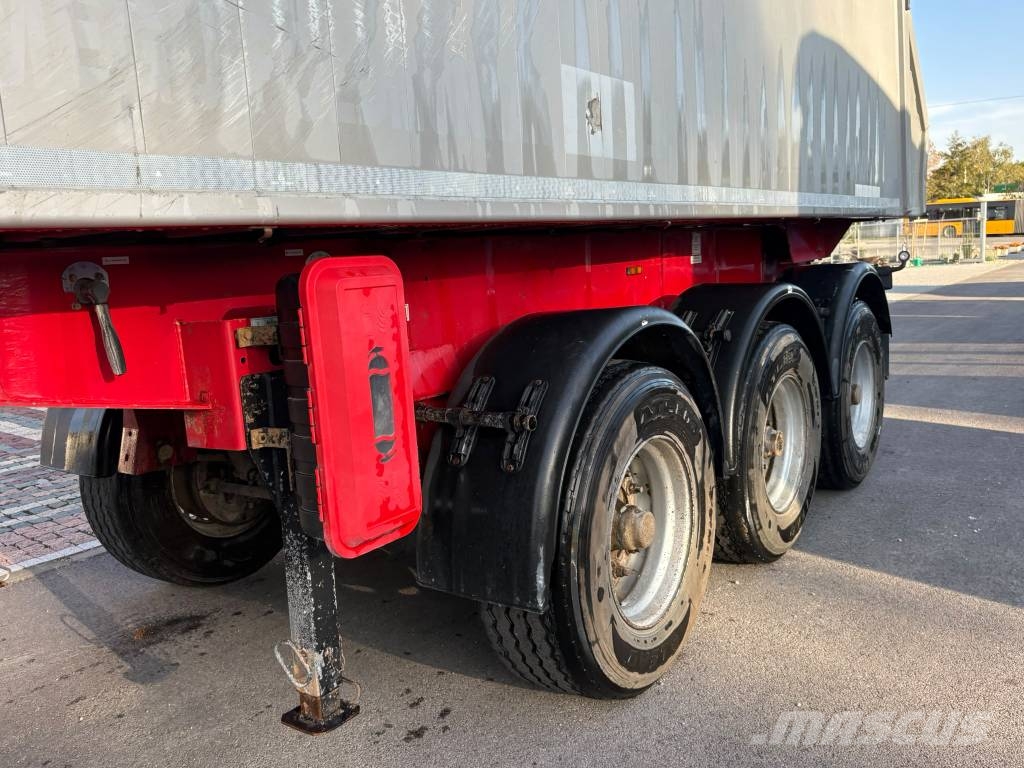 Langendorf SKA 24-29 نصف مقطورات قلابة