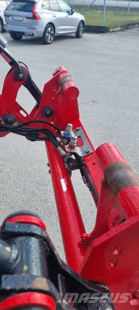 Massey Ferguson 5710 拖拉机/农用车