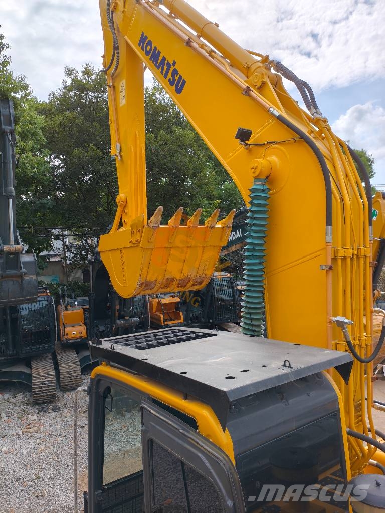 Komatsu PC 240-8 Гусеничні екскаватори