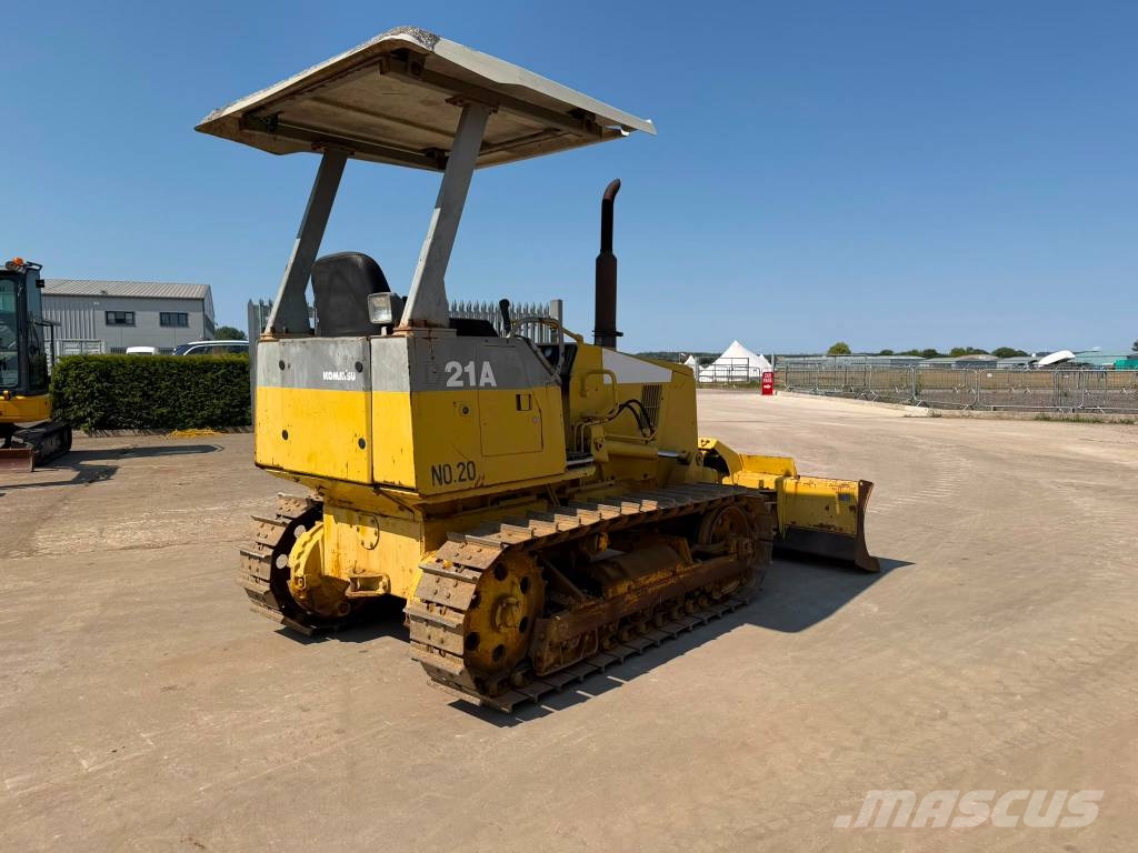 Komatsu D 21 A-7 Crawler dozers