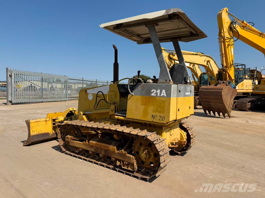 Komatsu D 21 A-7 Crawler dozers