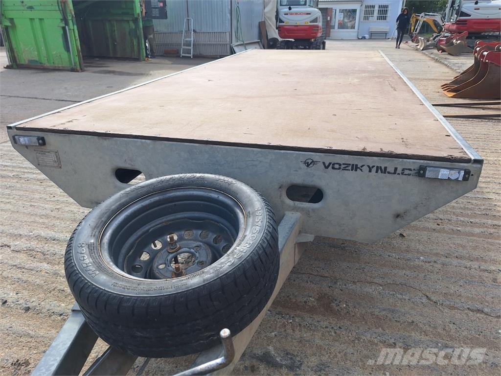  RYDWAN TRASERSCREEN DB 100T مقطورات أخرى