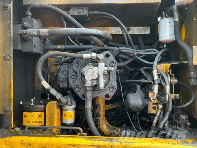 JCB JS 220 LC Excavadoras sobre orugas