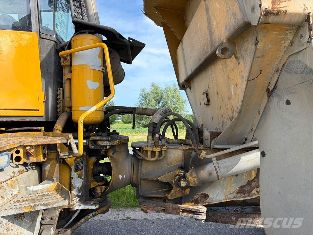 Volvo A25D Knik dumptrucks