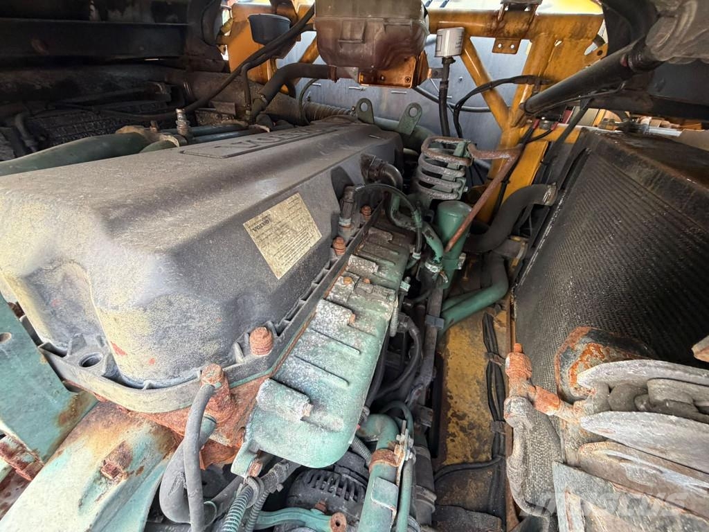 Volvo A25D Knik dumptrucks