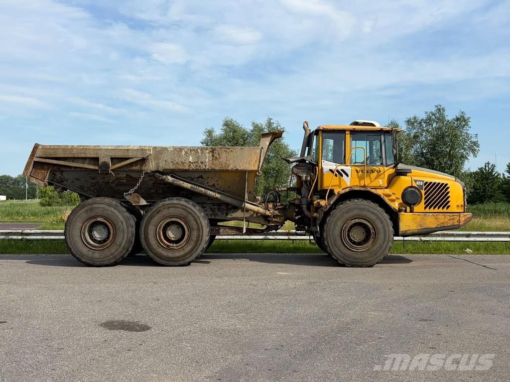 Volvo A25D ساحبات مفصلية