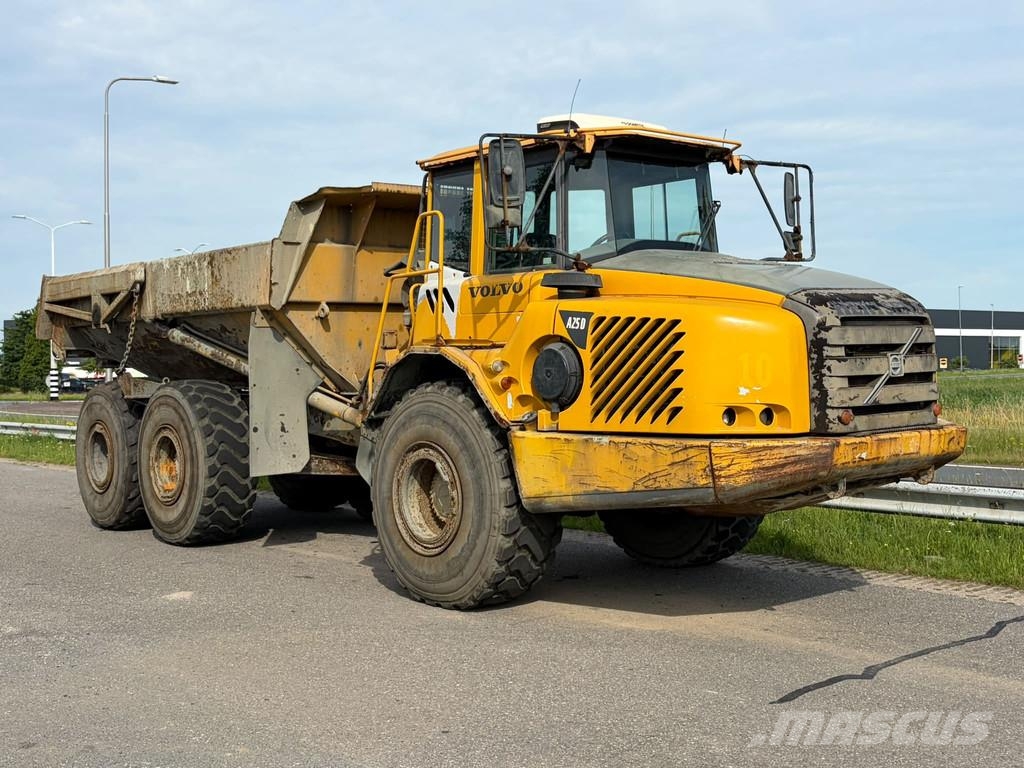 Volvo A25D ساحبات مفصلية