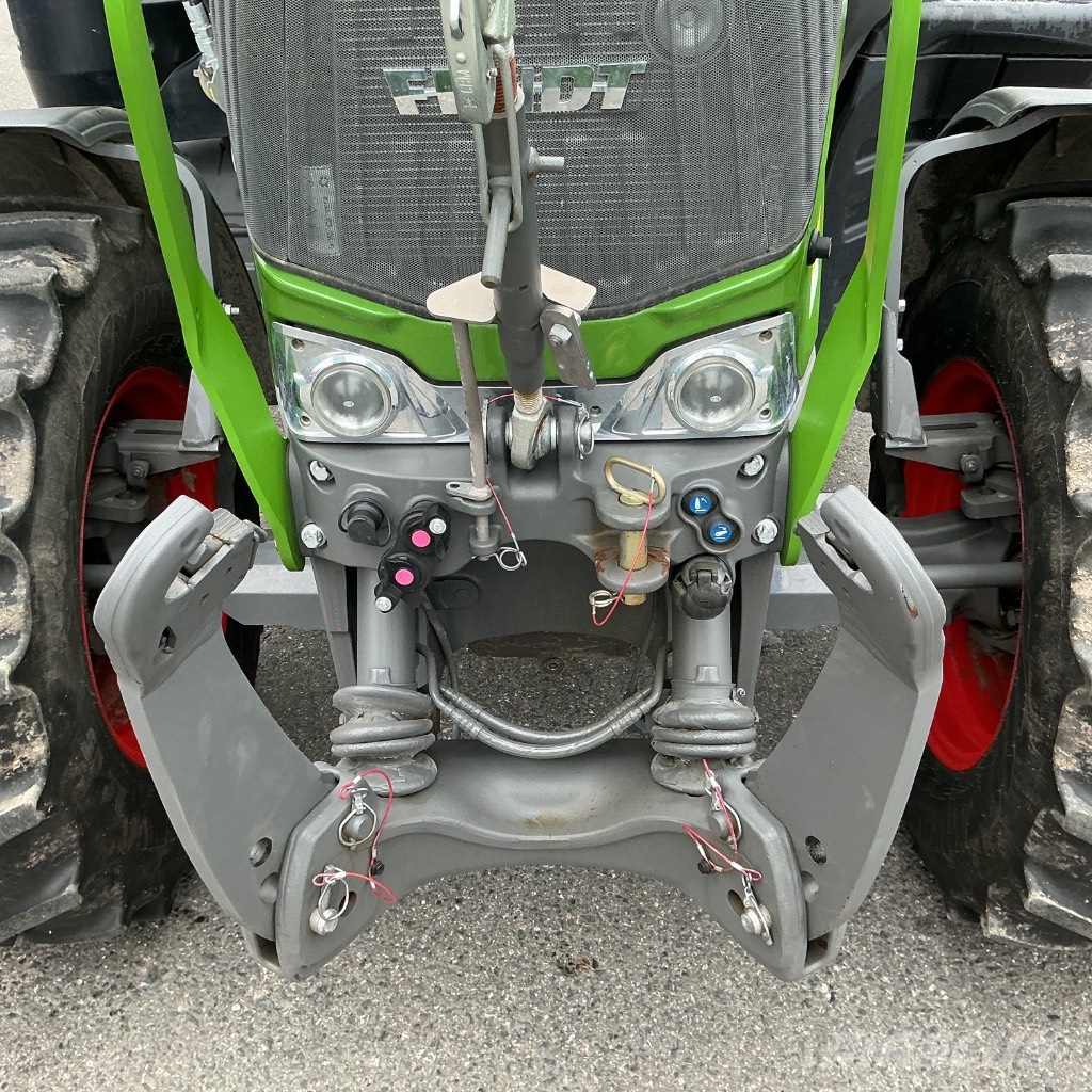 Fendt 311 Vario Traktori