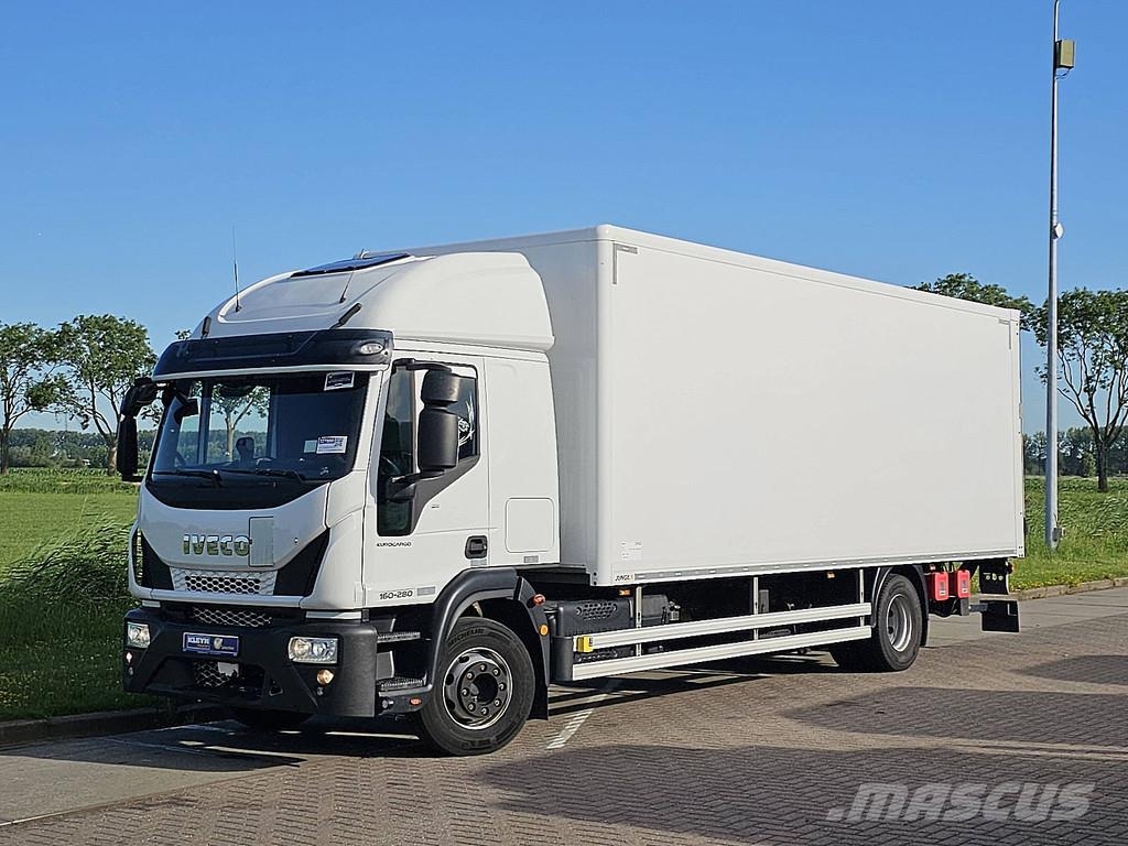 Iveco 160E28 EUROCARGO Camiones con caja de remolque
