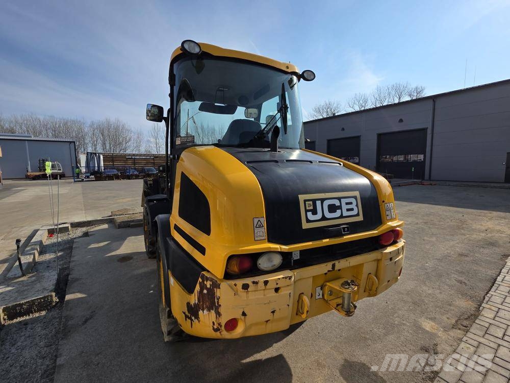 JCB 407 Kolové nakladače