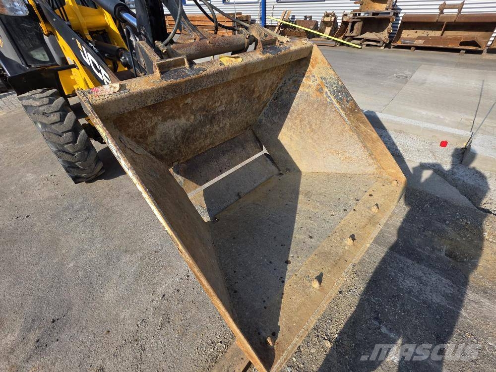 JCB 407 Kolové nakladače