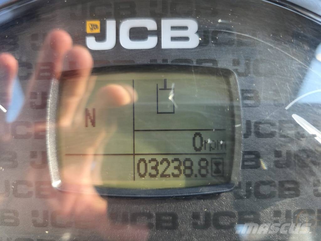 JCB 407 Kolové nakladače