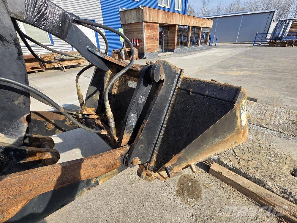 JCB 407 Kolové nakladače