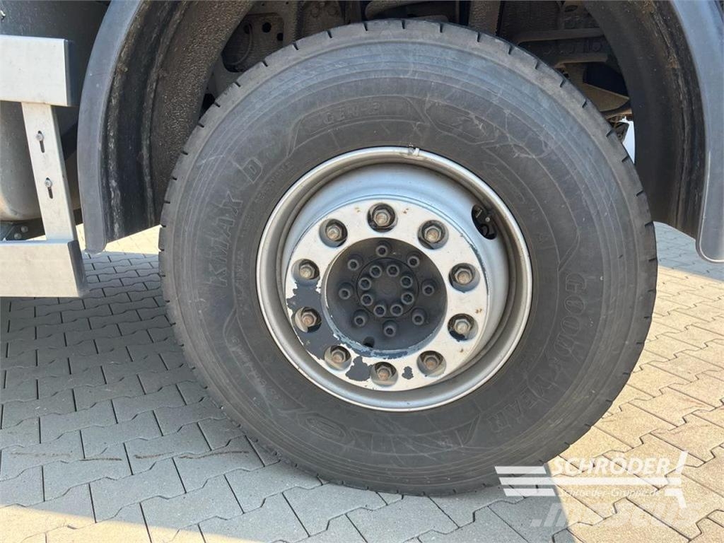 Mercedes-Benz UNIMOG U 427 Otros camiones