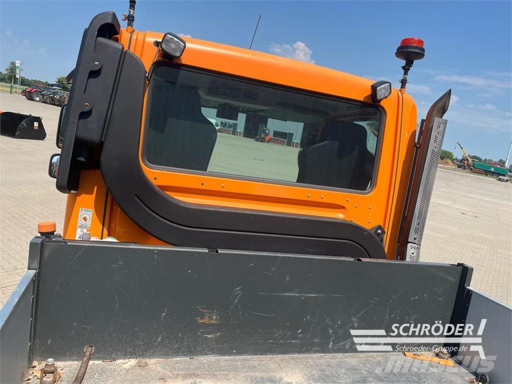 Mercedes-Benz UNIMOG U 427 Otros camiones