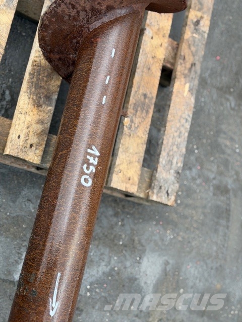CAT 300 MM AUGER مثاقيب