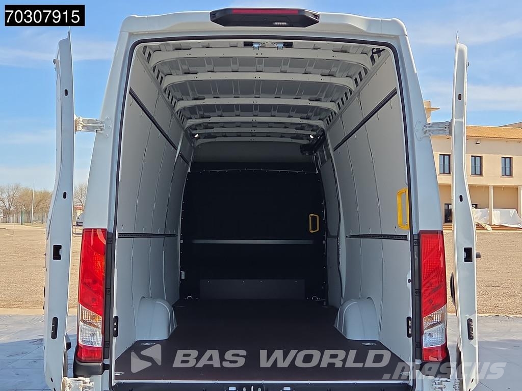 Iveco Daily 35S18 Nuevo - 3.0L - Automático - 180CV - L3 Lätta skåpbilar