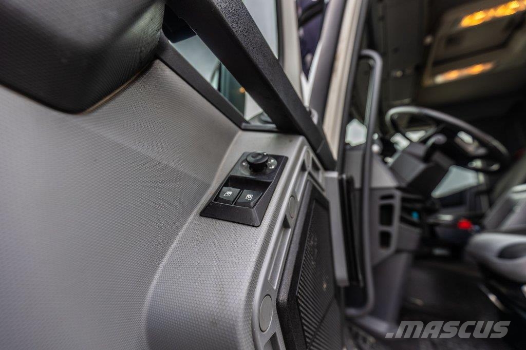 Renault C 380 DXI+Palfinger 26 T/m+5EXT. Polovne dizalice za sve terene