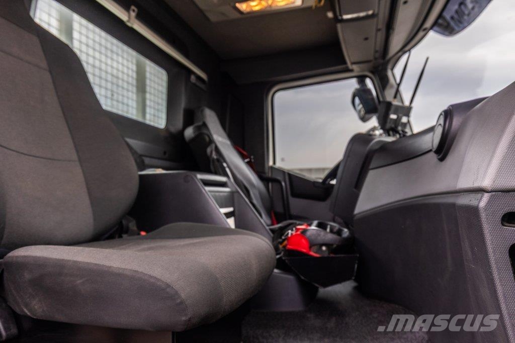 Renault C 380 DXI+Palfinger 26 T/m+5EXT. Всъдеходни кранове