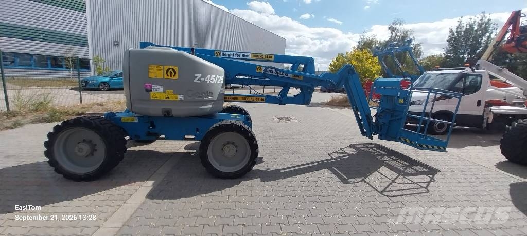 Genie Z 45/25 J RT Колінчаті підйомники