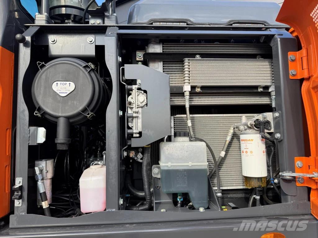 Doosan DX160-7 280 uur !! NIEUW STAAT حفارات بعجل