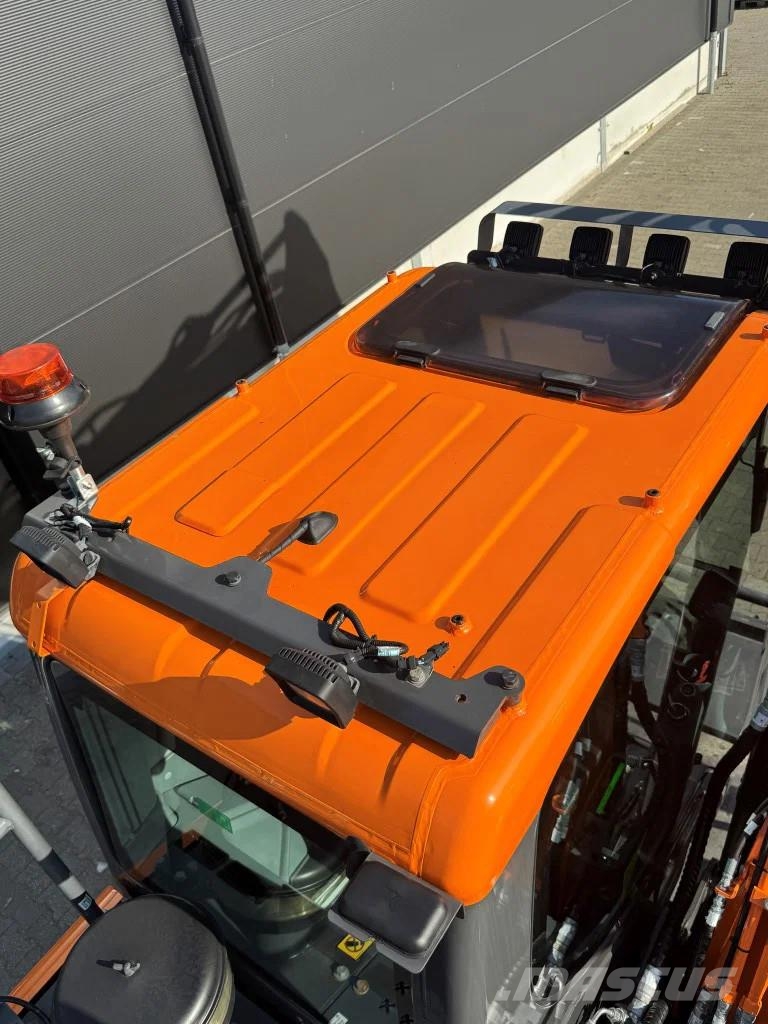 Doosan DX160-7 280 uur !! NIEUW STAAT حفارات بعجل