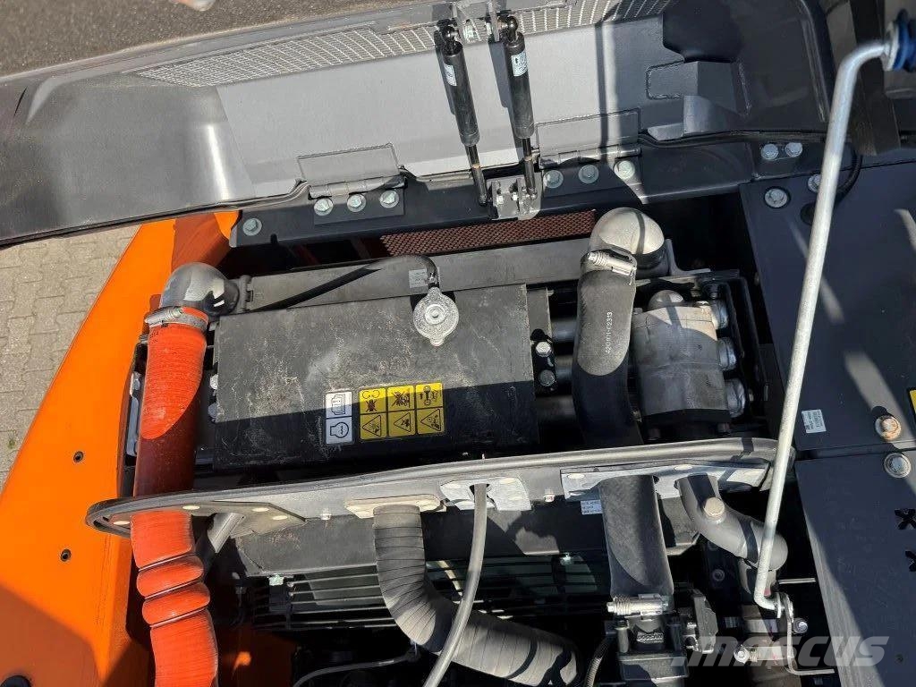 Doosan DX160-7 280 uur !! NIEUW STAAT حفارات بعجل